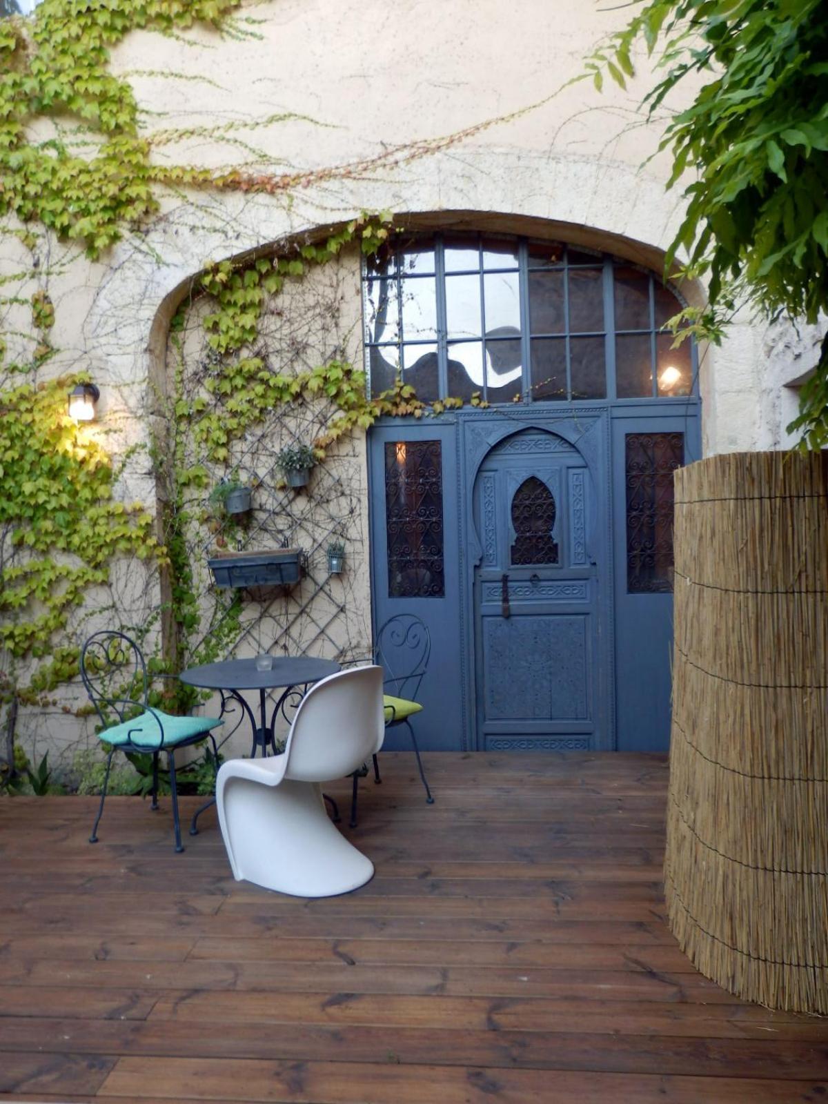 Envie De Sud Hotel Vauvert Exterior photo